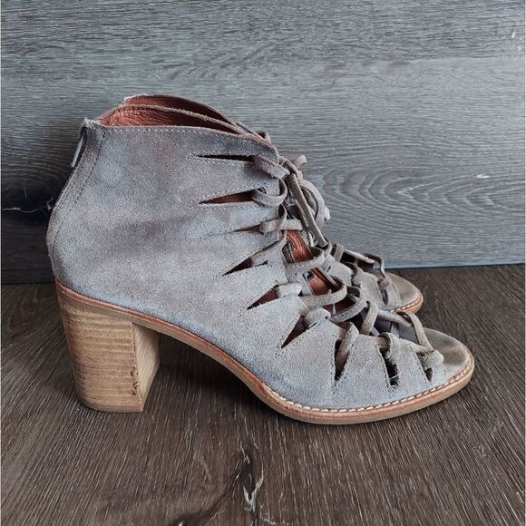 Jeffrey Campbell Corwin Lace Up Suede Block Heel Bootie Sandal 10 - Picture 1 of 12